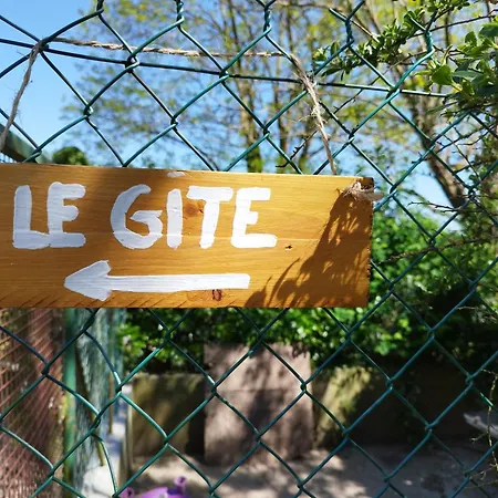 Le De L'ogerie - Petit A 15 Min Du Puy Du F Holiday home